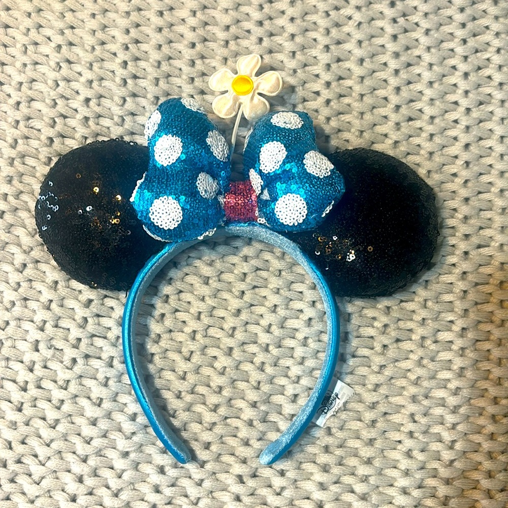 Disney mini mouse ears